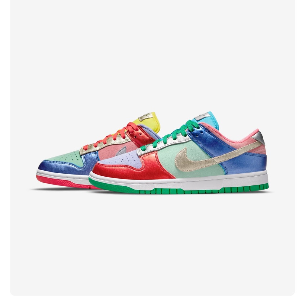 Nike Women's Dunk Low Sunset Pulse, Sz 9 - Picture 2 of 6